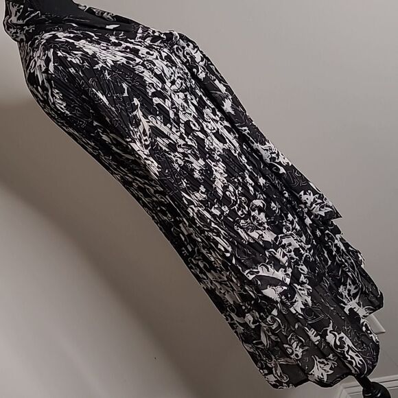 Allison Taylor sz L sheer pleated chiffon 100% polyester - Picture 3 of 13